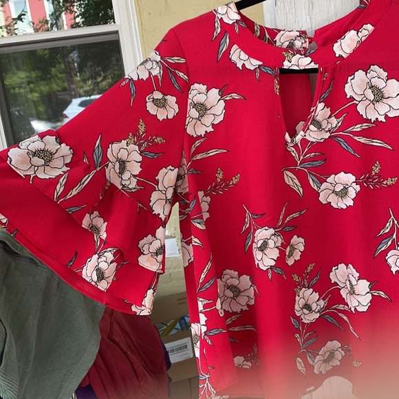 Blouse - Picture 2 of 5